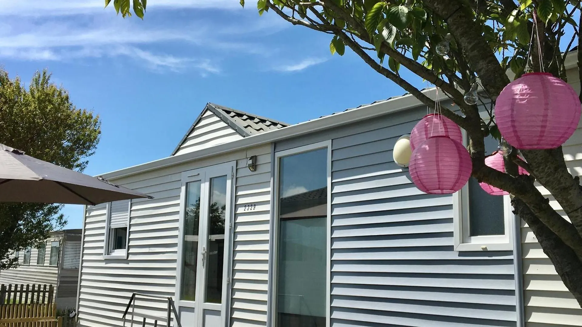 Nordsee Glamping ️Mobilheimchaletstacaravan Bredene Holiday home