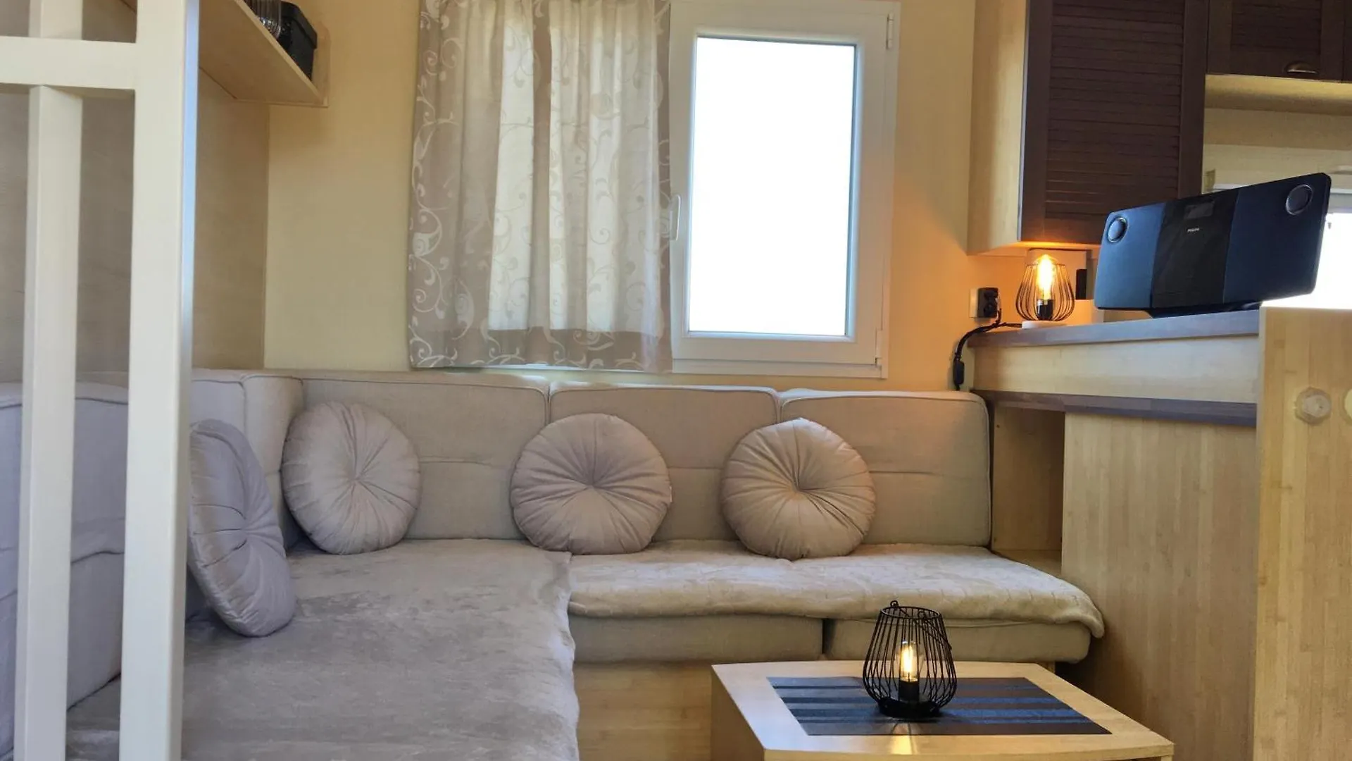 Holiday home Nordsee Glamping ️Mobilheimchaletstacaravan Bredene
